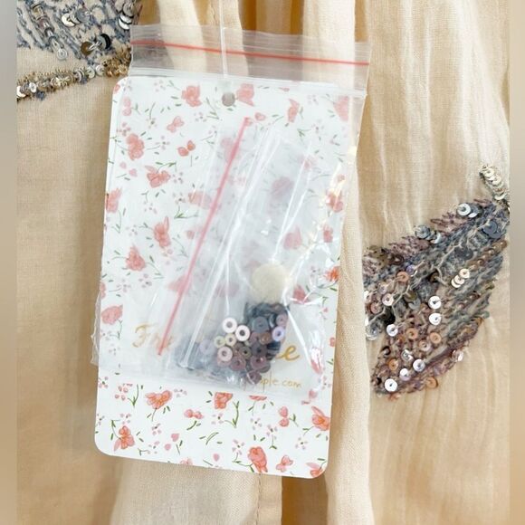 Free People “The garden embroidered crop top” Large. NWT - Picture 7 of 10